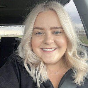 Meet your Posher, Niki